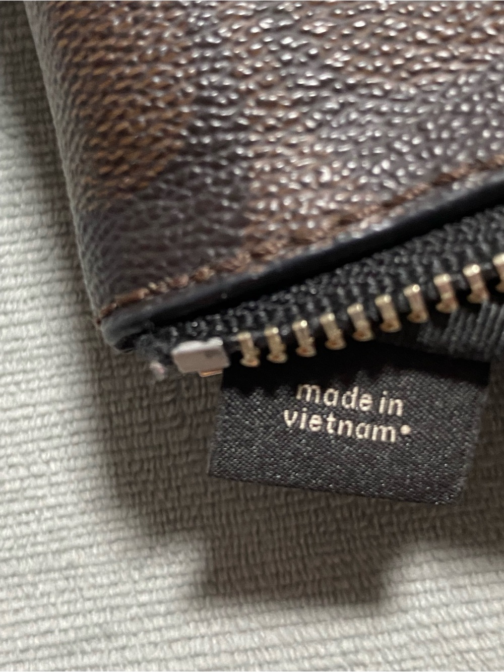 Coach Signature Two-Tone Brown Leather Zip Wristlet with Gold Metallic Pocket - Picture 12 of 14